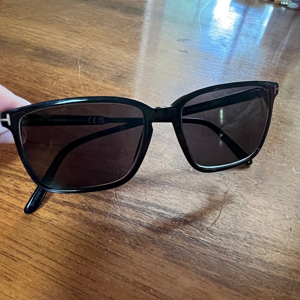 Women’s Tom Ford Sunglasses (used)